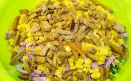 как приготовить салат из пекинской капусты